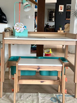 Escritorio Infantil IKEA Flisat, se regala banco