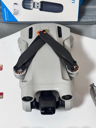 Dron DJI Mini 3 Pro