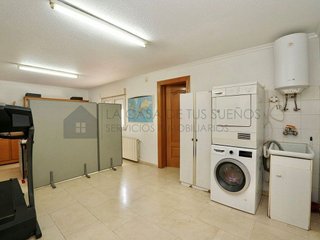 Chalet en venta en Novelda