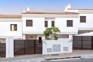 Casa adosada en venta en Riviera del Sol en Mijas
