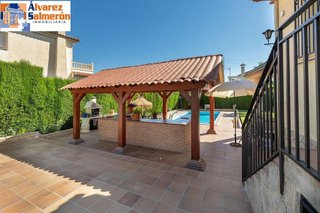Chalet en venta en Otura