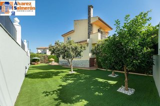 Chalet en venta en Otura