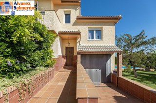 Chalet en venta en Otura