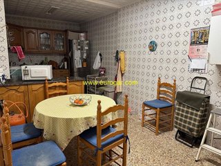 Casa adosada en venta en Centro en Chiva