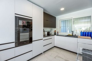 Piso en venta en Los Naranjos - Las Brisas en Marbella
