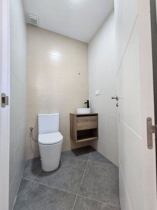 Piso en venta en Los Molinos - Villa Blanca en Almería