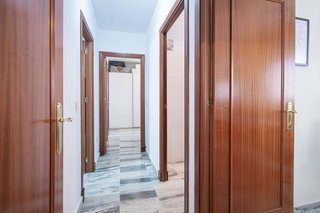 Piso en venta en Colores - Entreparques en Sevilla