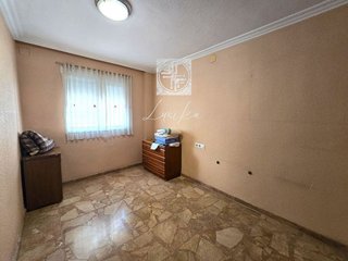 Piso en venta en Campoamor en Alicante