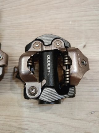 Pedales bicicleta Shimano XT M8100