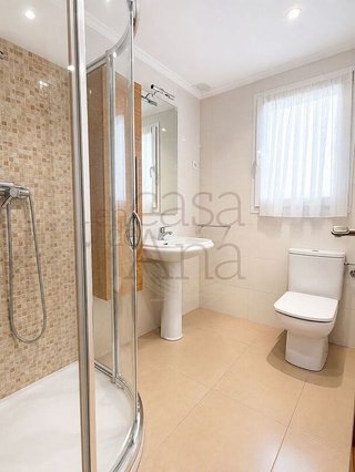 Piso en venta en San Pedro de Deusto-La Ribera en Bilbao