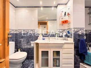 Piso en venta en Artigas - Llefià en Badalona