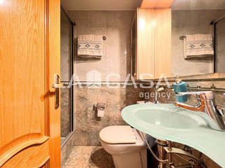 Piso en venta en Artigas - Llefià en Badalona