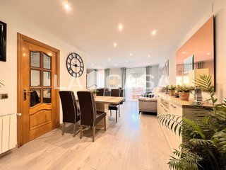 Piso en venta en Artigas - Llefià en Badalona