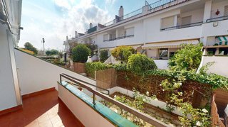 Casa pareada en venta en Banyeres en Premià de Mar