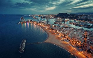 Piso en venta en El Castell-Poble Vell en Castelldefels