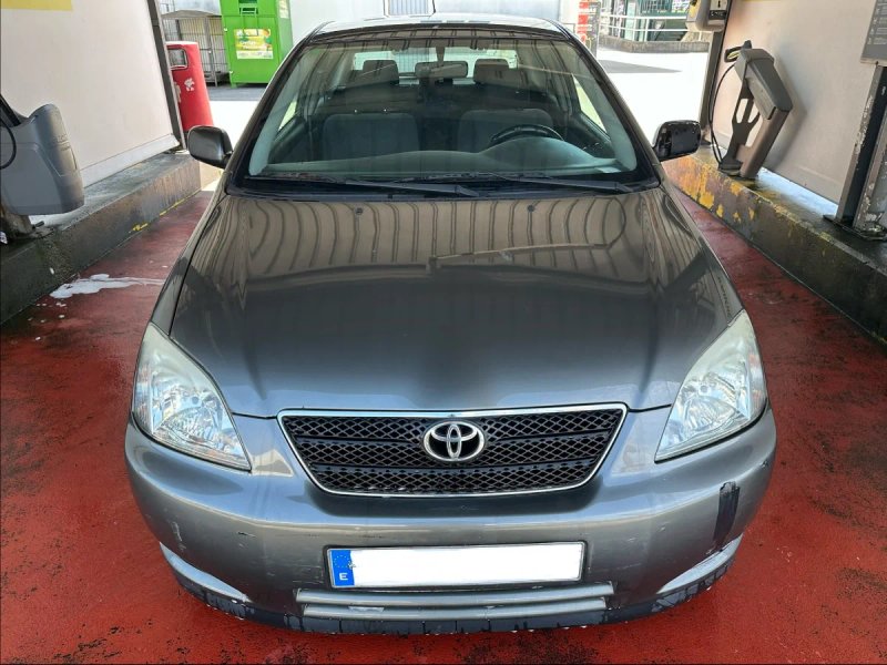 Toyota Corolla 2003 - foto 1
