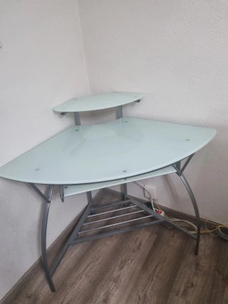 Mesa de escritorio de esquina de ordenador