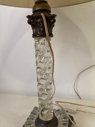 Lámpara de mesa vintage cristal y metal