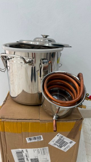 Destilador VEVOR 11.4L Agua Alcohol