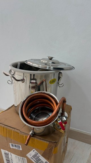 Destilador VEVOR 11.4L Agua Alcohol