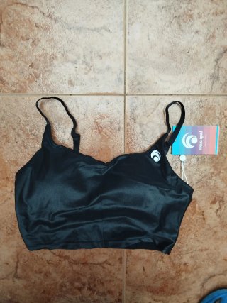 Top deportivo Oceans Apart negro talla XS