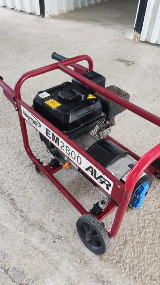 Generador, grupo electrógeno.