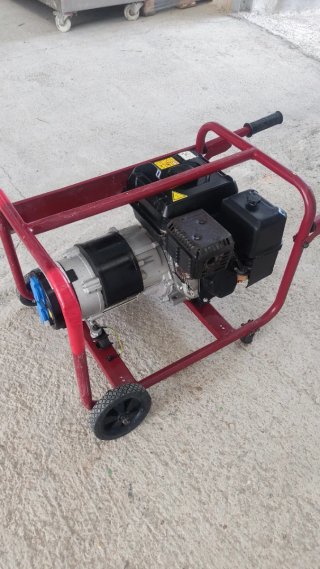 Generador, grupo electrógeno.