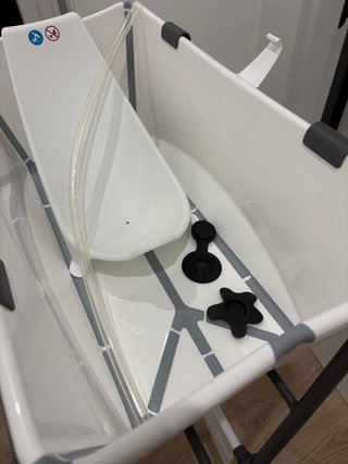Bañera completa: patas, asiento, tapones, goma
