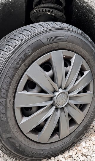 Volkswagen Caravelle 2019. 150 cv CAMPERIZADA