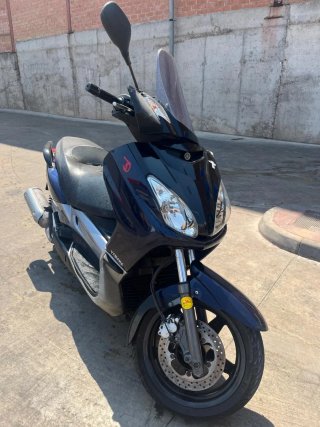 Moto Yamaha XMAX 125cc