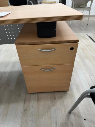 Mobiliario de oficina completa. Por traslado