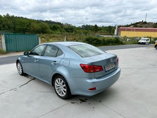 Lexus IS 220d