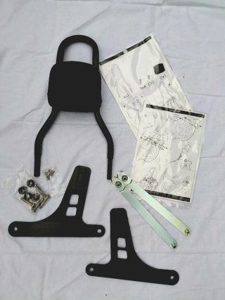 Sissy Bar respaldo para Harley Davidson.