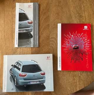 Funda documentación Seat