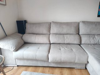 Sofá chaiselongue y 2 butacas tela