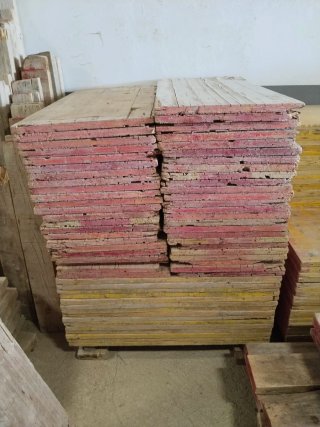 Tableros de madera 1m x 0.50m