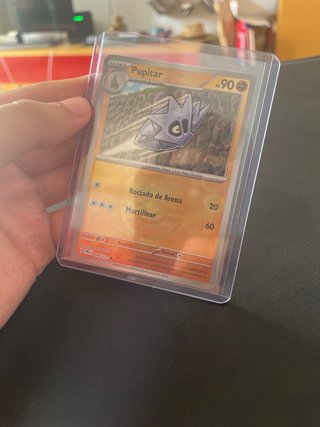 Pupitar 90 PS Carta Pokémon  N.° 048/131.