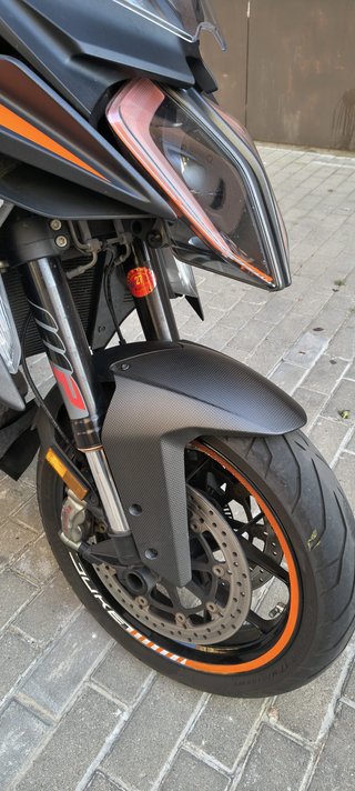 KTM 1290 Super Duke GT Negra/Naranja