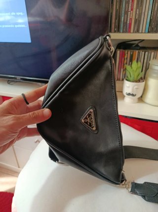 Borsello triangolare Prada nero