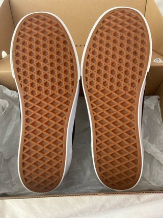 Zapatillas Vans Talla 39 Negras y Blancas