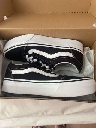 Zapatillas Vans Talla 39 Negras y Blancas
