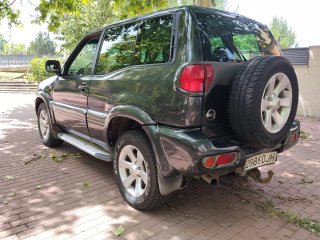 Nissan Terrano II 2025
