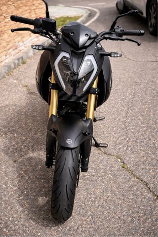 Moto ZONTES ZT15-2K5 125cc Naked Negra