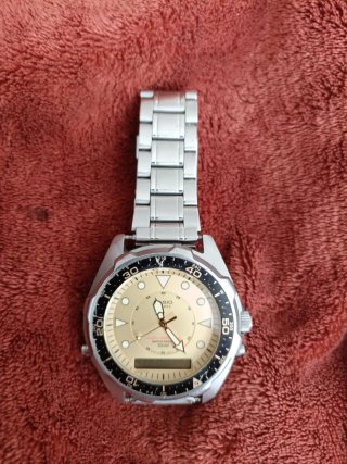 Reloj Casio RTZ Beige/Plata