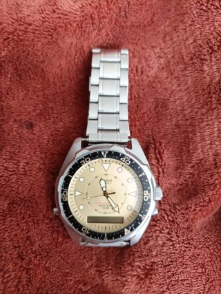 Reloj Casio RTZ Beige/Plata