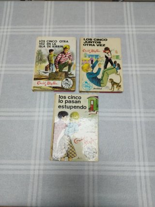 Lote 3 libros Los Cinco. Enid Blyton