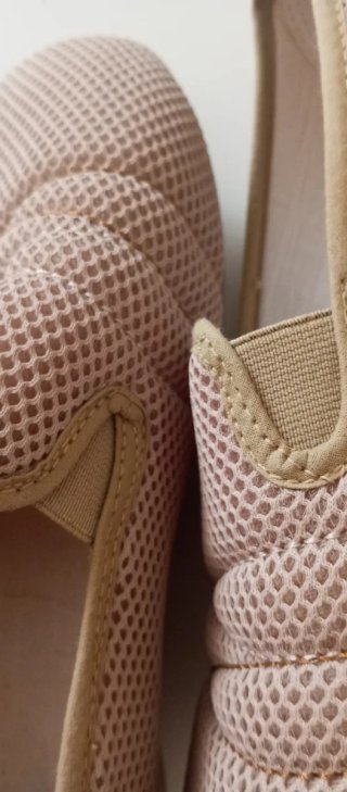 Zapatillas Luzan Beige T40 y Azul T36