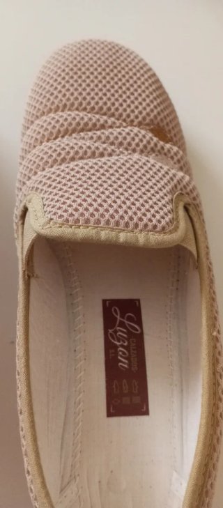 Zapatillas Luzan Beige T40 y Azul T36