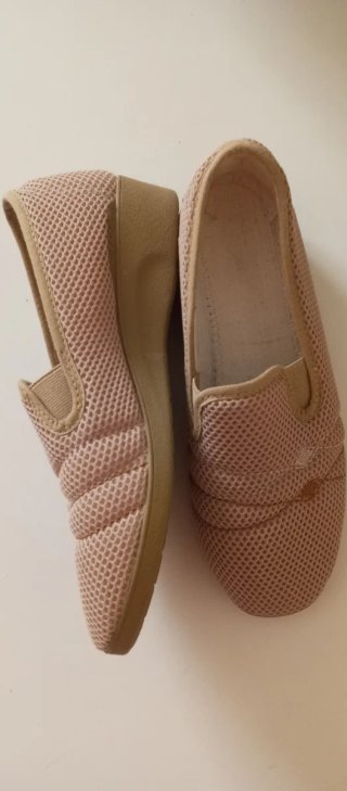Zapatillas Luzan Beige T40 y Azul T36