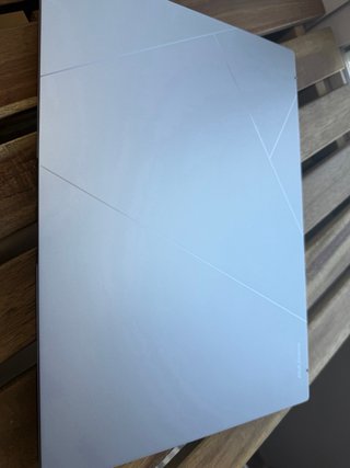 Asus Zenbook 14 Intel Core Ultra 7
